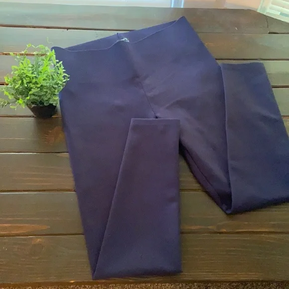 Loft Medium 💎 - Picture 2 of 6